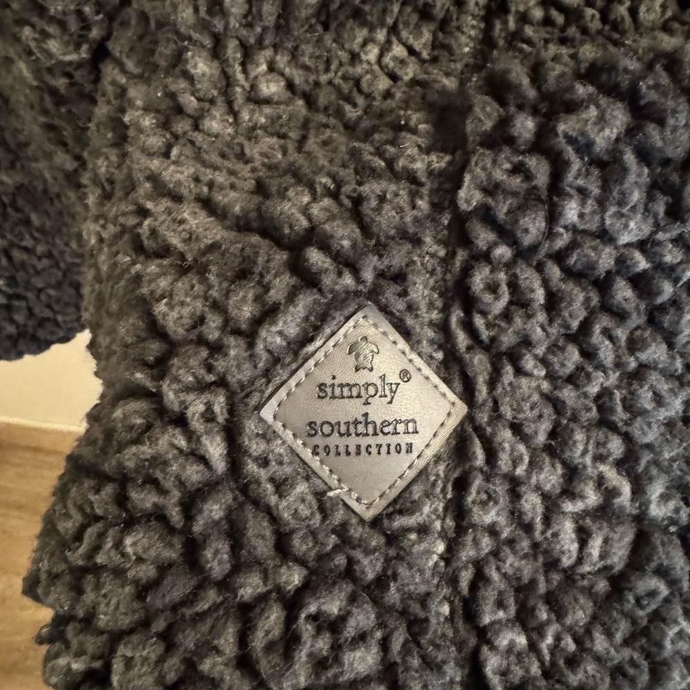Simply Southern Charcoal Sherpa Quarter-Zip - Picture 3 of 4